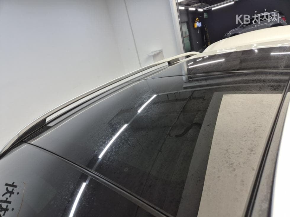 Mercedes-Benz GLB(X247)GLB 250 4Matic - 13