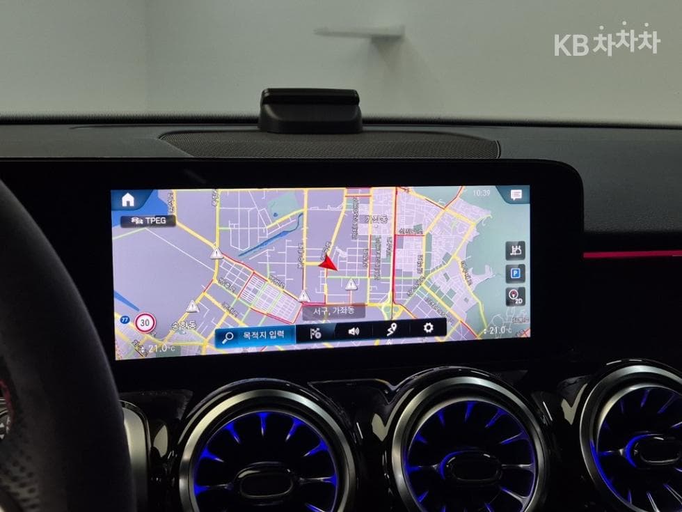 Mercedes-Benz GLB(X247)GLB 250 4Matic - 14