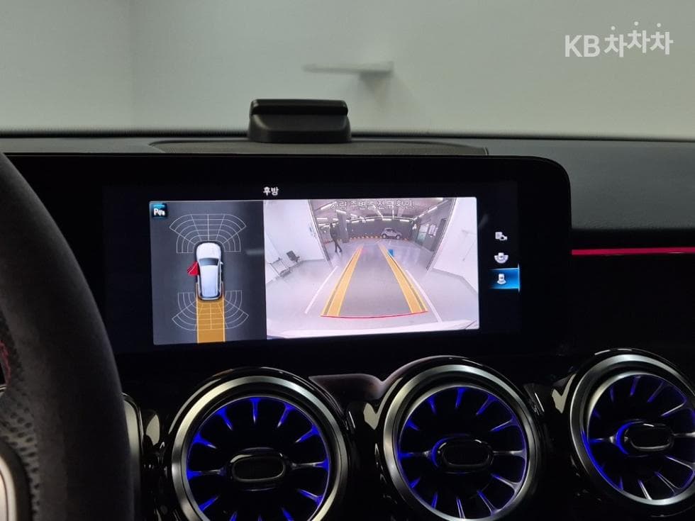 Mercedes-Benz GLB(X247)GLB 250 4Matic - 15