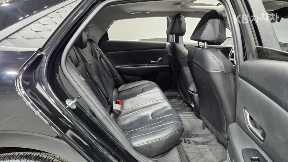 Хюндай The New (фейслифт) Avante (Elantra) (CN7)1.6 Бензин Modern - 9