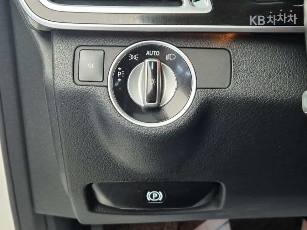 Mercedes-Benz Нов E-КласE250 CDI 4매틱 W212 - 18