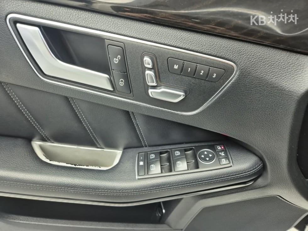 Mercedes-Benz Нов E-КласE250 CDI 4매틱 W212 - 19