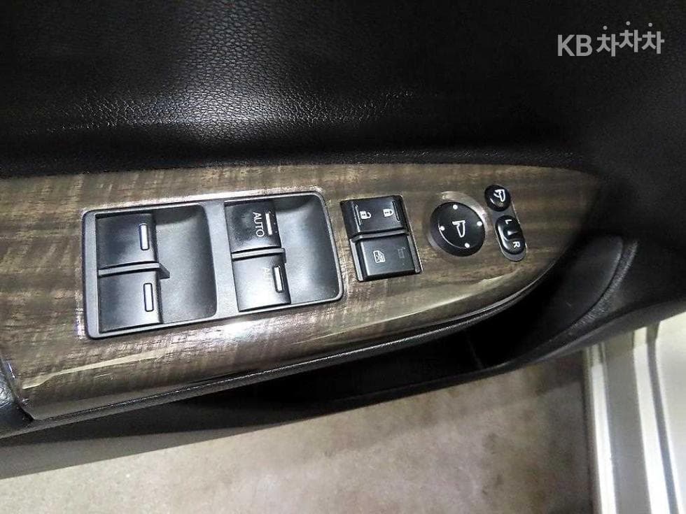 혼다 올New어코드2.4 Sedan EX CVT 9세대 - 13