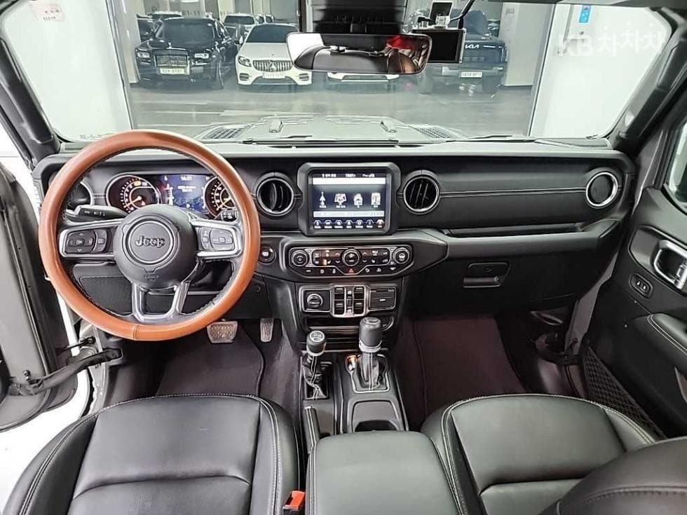 지프 랭글러 (JL)2.0 오버랜드 4도어 파워Top (Cargo) Standard - 7