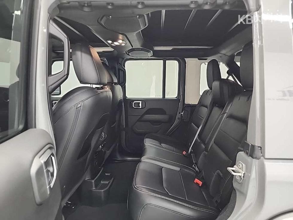 지프 랭글러 (JL)2.0 오버랜드 4도어 파워Top (Cargo) Standard - 12