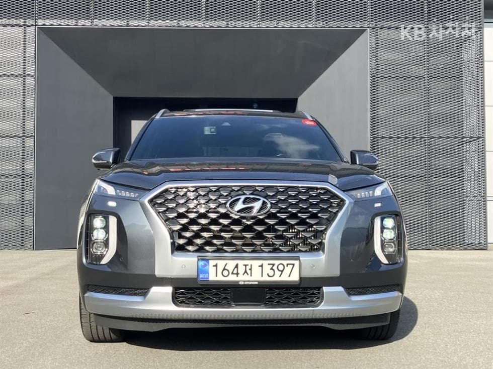 Хюндай Palisade2.2 Дизел 7-местен (Лимузин) AWD Calligraphy - 2