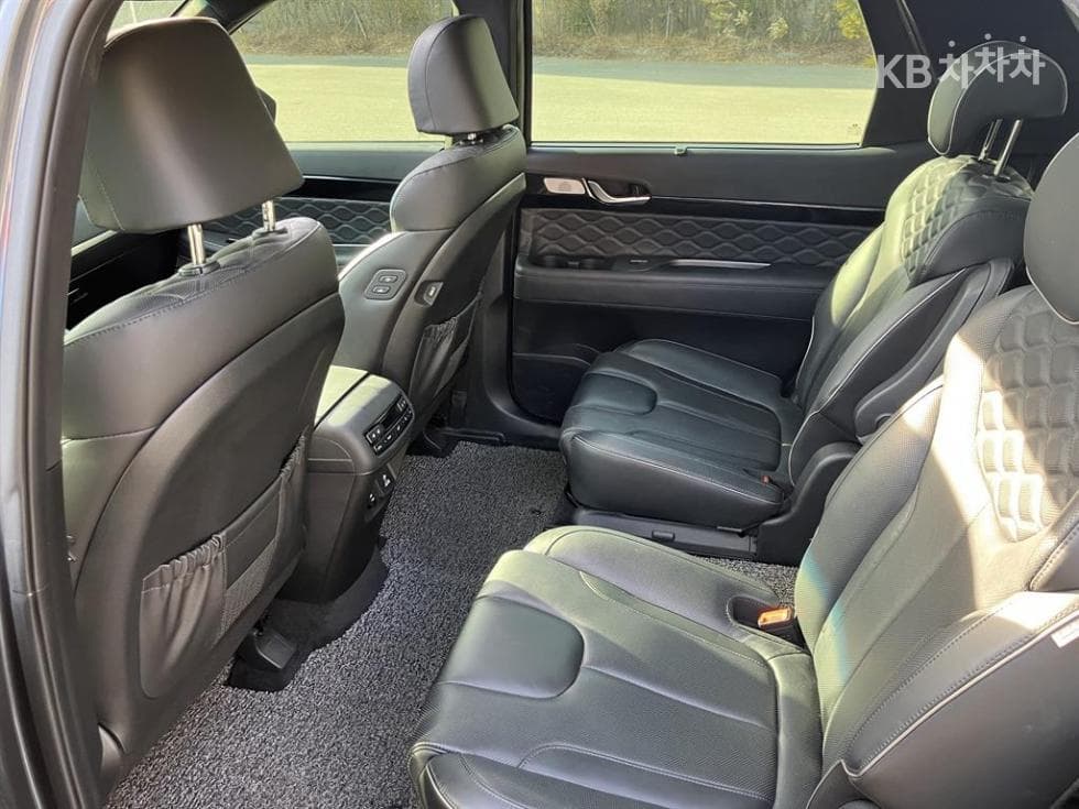 Хюндай Palisade2.2 Дизел 7-местен (Лимузин) AWD Calligraphy - 18