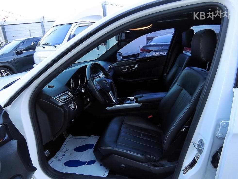 Mercedes-Benz New E-ClassE220 블루텍 Avantgarde 스포츠 W212 - 5