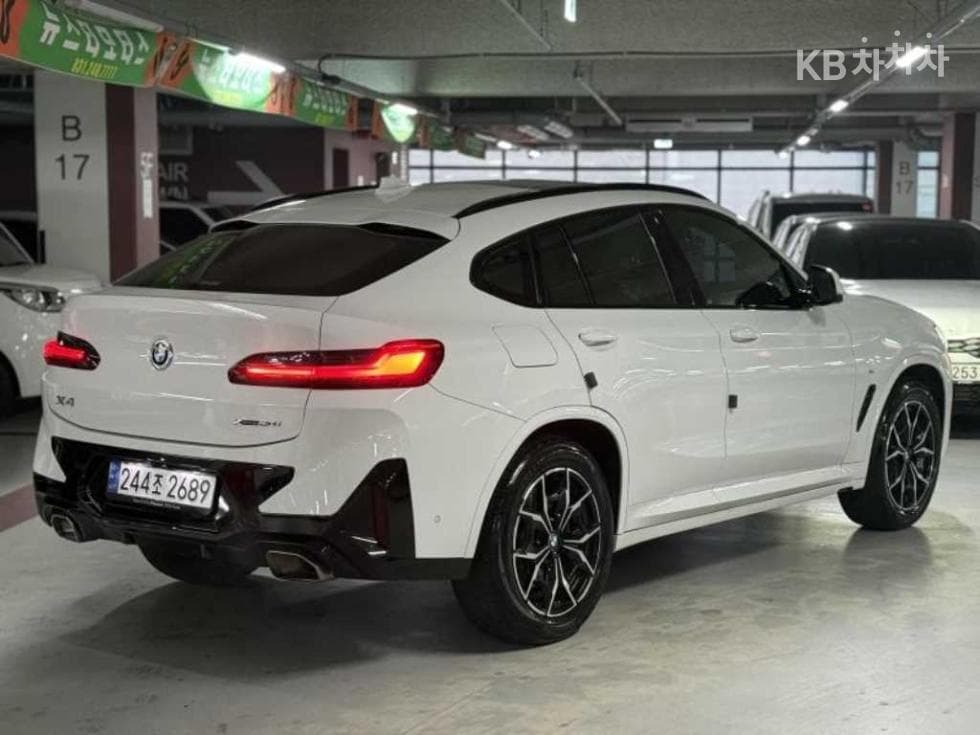 BMW New X4 (G02)xDrive 20i M Sport - 2