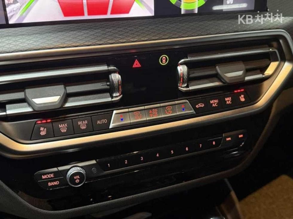 BMW New X4 (G02)xDrive 20i M Sport - 14
