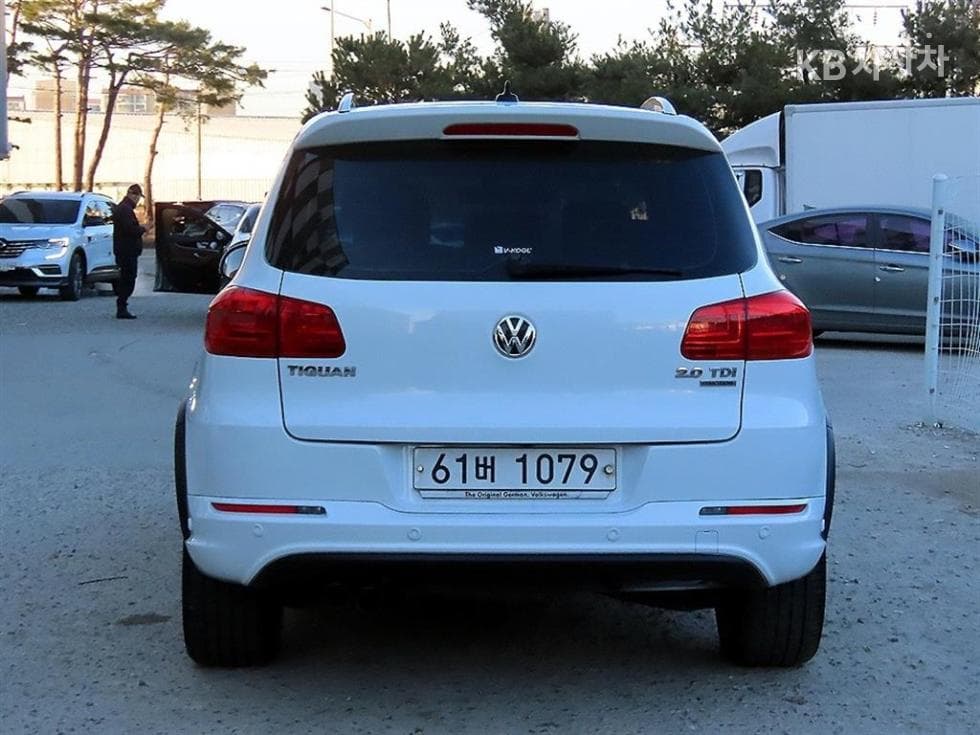 Volkswagen Нов Tiguan2.0 Турбо Дизел Инжекция R-라Местен 5N - 4