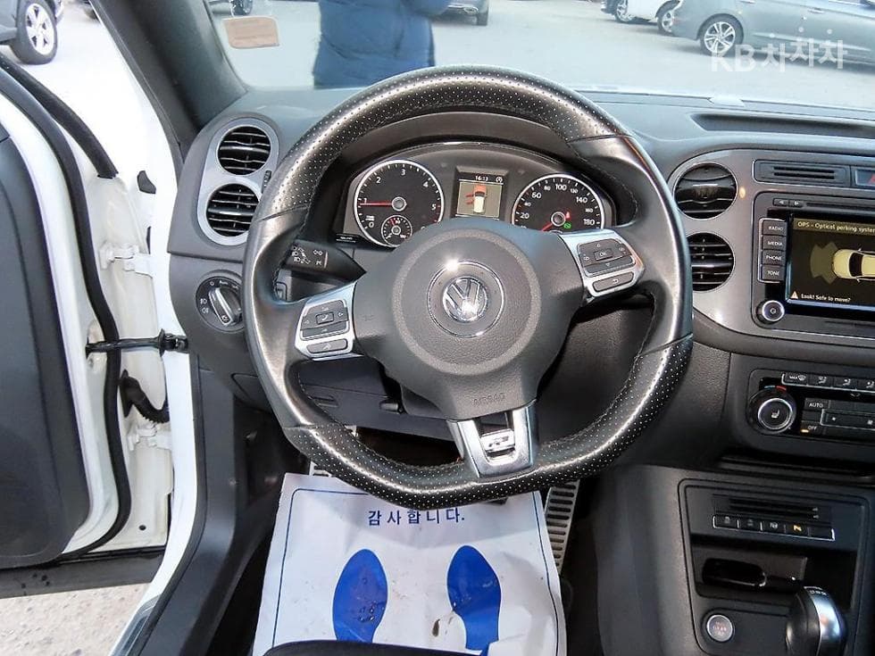 Volkswagen Нов Tiguan2.0 Турбо Дизел Инжекция R-라Местен 5N - 8