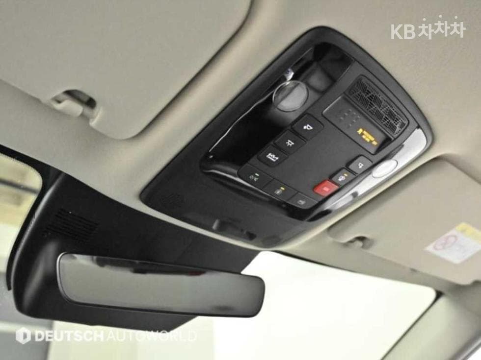 Киа The New (фейслифт) Канивал 4-то поколениеD2.2 9-местен Noblesse - 19
