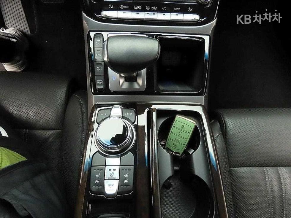 Genesis EQ9003.3 T-GDI AWD Premium Luxury - 10