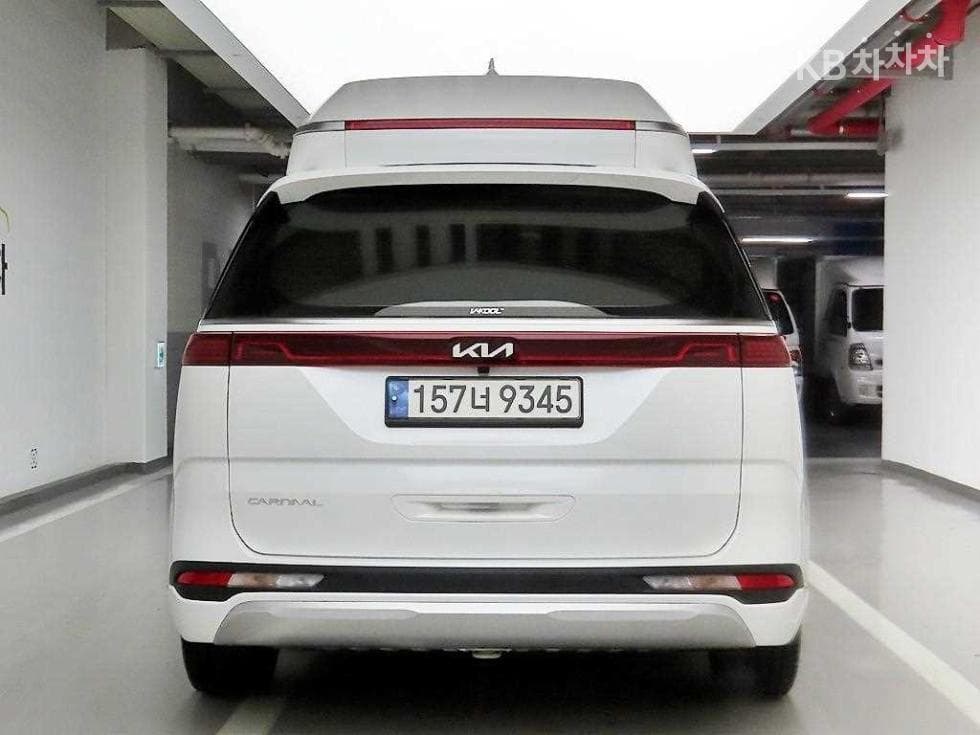 Kia Carnival 4th generationHigh Limousine (Carnival) G3.5 GDI 9-seater Signature - 3