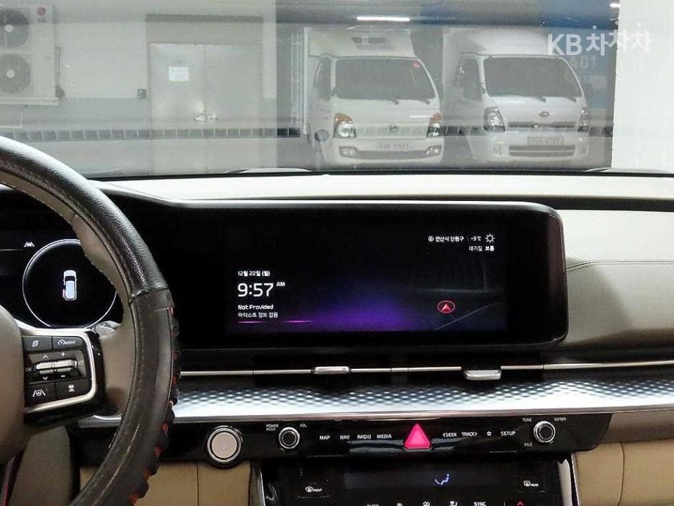 Kia Carnival 4th generationHigh Limousine (Carnival) G3.5 GDI 9-seater Signature - 10