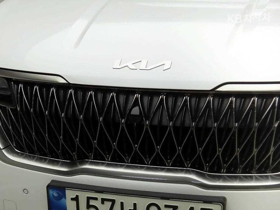 Kia Carnival 4th generationHigh Limousine (Carnival) G3.5 GDI 9-seater Signature - 18