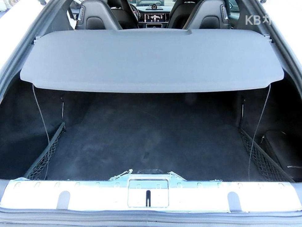 Porsche 파나메라 (971)3.0 4 Стандартен - 16