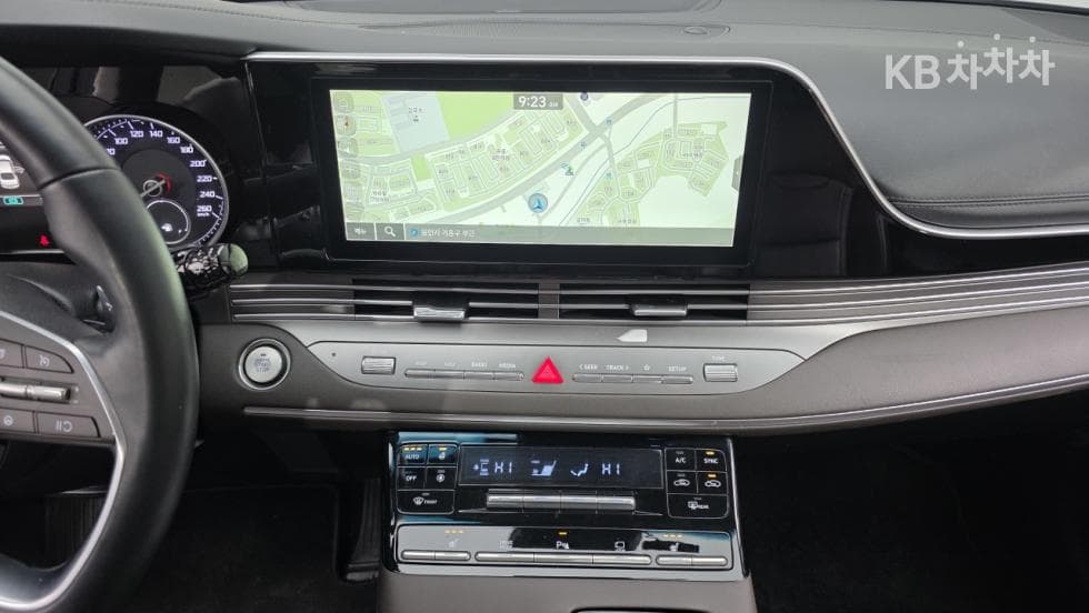 Hyundai The New (facelift) Grandeur (Azera)2.5 Premium - 11