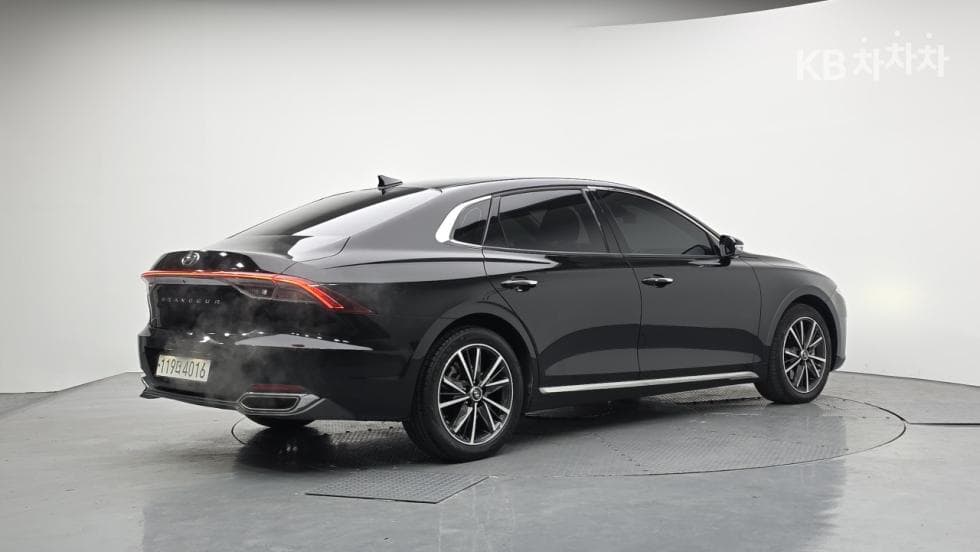 Hyundai The New (facelift) Grandeur (Azera)3.3 Premium - 4