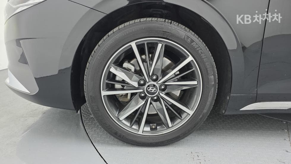 Hyundai The New (facelift) Grandeur (Azera)3.3 Premium - 6