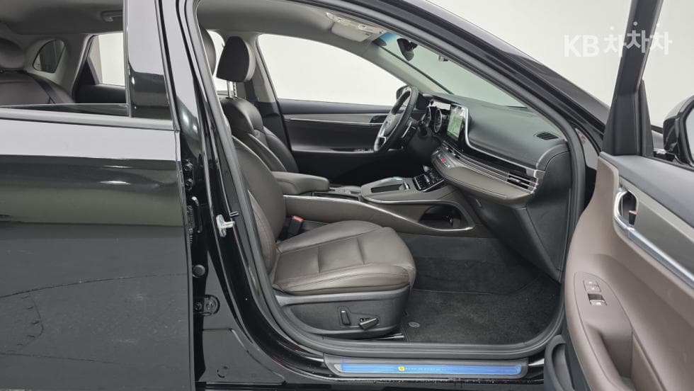 Hyundai The New (facelift) Grandeur (Azera)3.3 Premium - 7