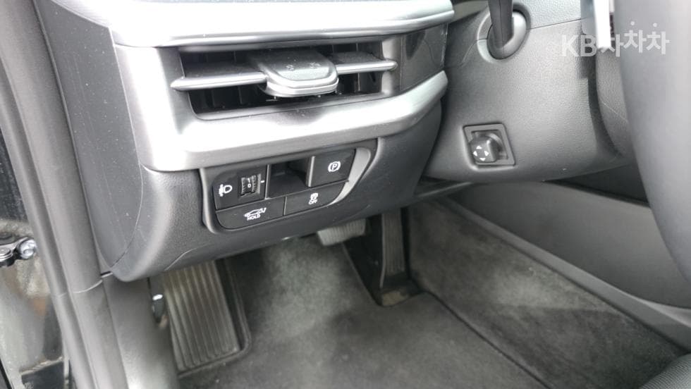 Hyundai The All New Grandeur (Azera)3.5 Gasoline 2WD Exclusive - 12