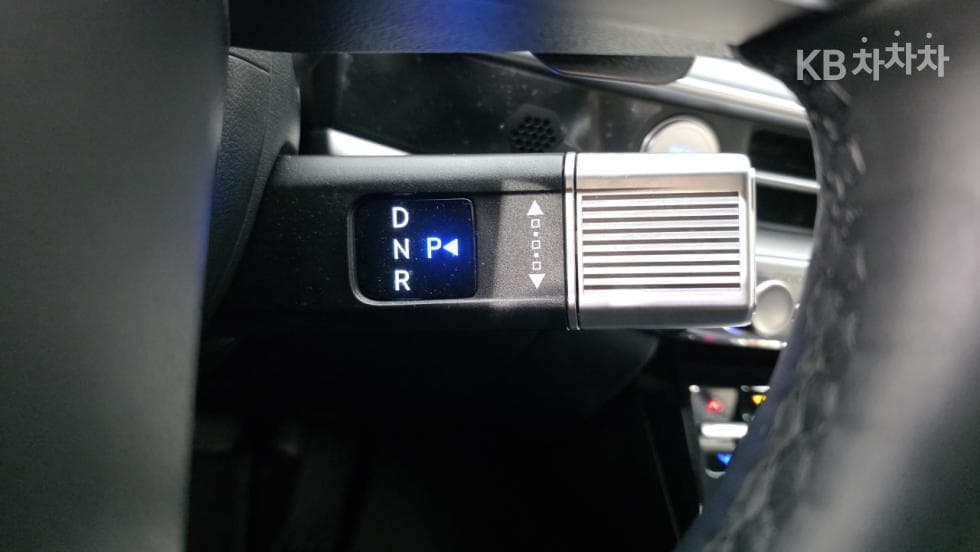 Hyundai The All New Grandeur (Azera)3.5 Gasoline 2WD Exclusive - 16