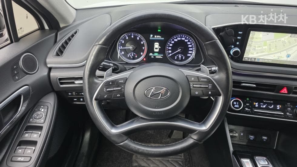 Hyundai Sonata (DN8)2.0 Premium Plus - 6