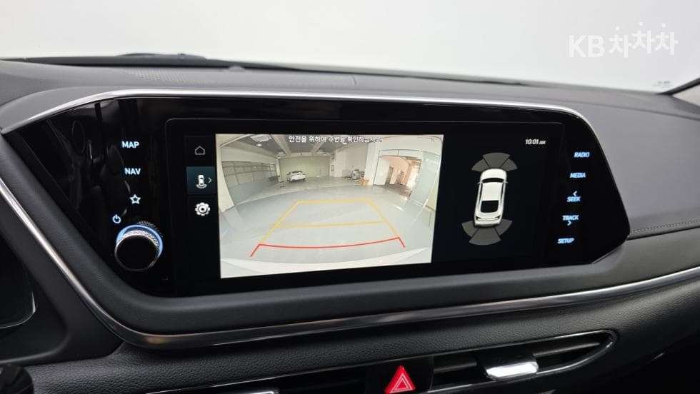 Hyundai Sonata (DN8)2.0 Premium Plus - 10