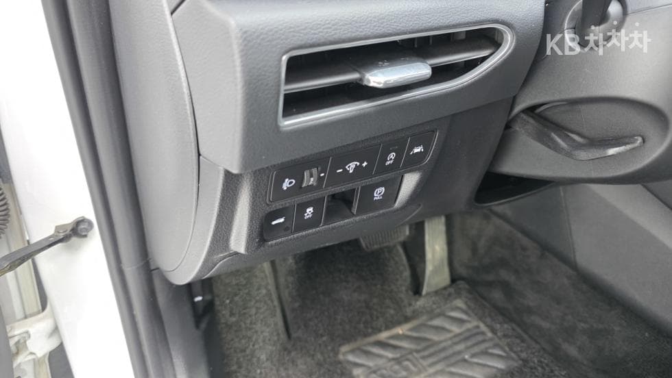 Hyundai Sonata (DN8)2.0 Premium Plus - 19