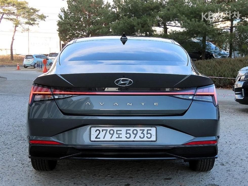 Hyundai All New Avante (Elantra) Hybrid(CN7)Inspiration - 4