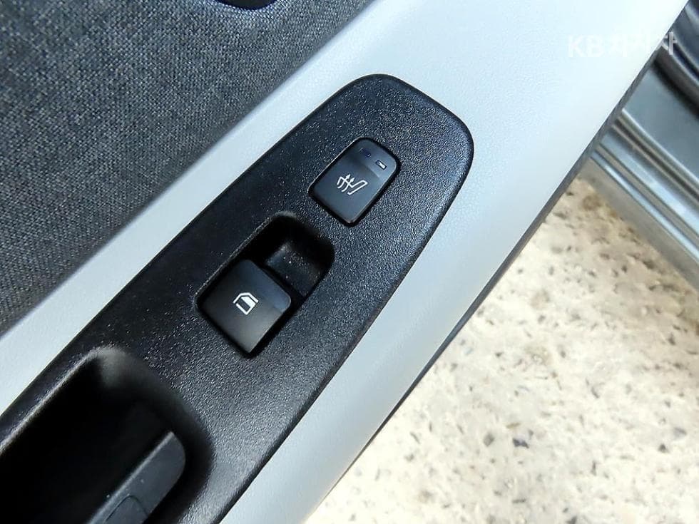 Hyundai All New Avante (Elantra) Hybrid(CN7)Inspiration - 17