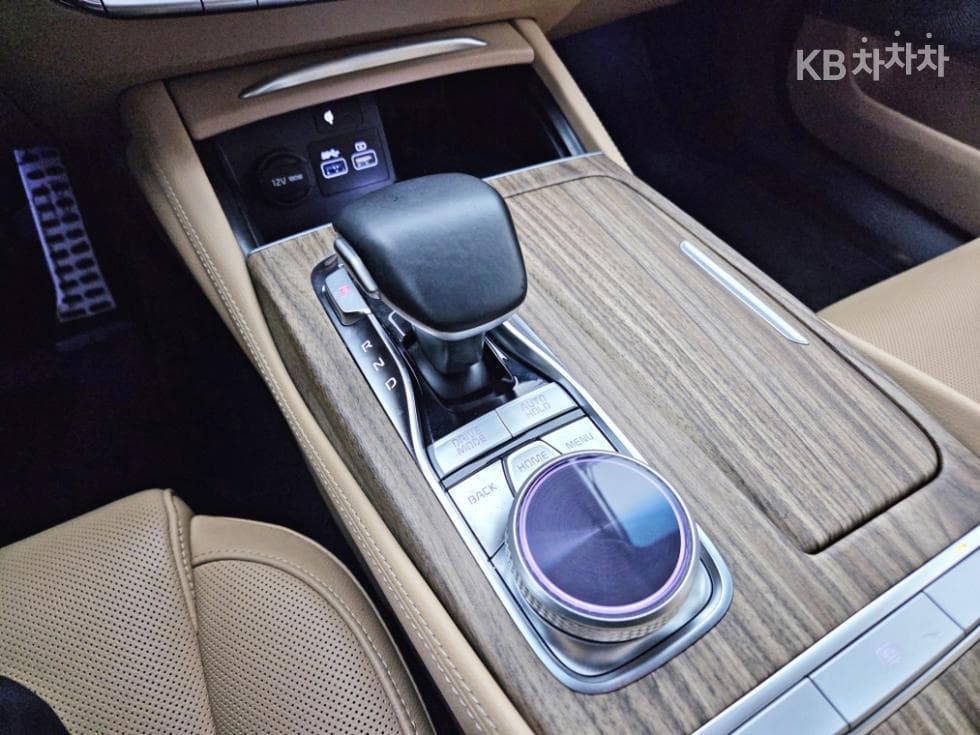 Kia The New (facelift) K9(Second generation)3.3 T-GDI AWD 플래티넘 - 9