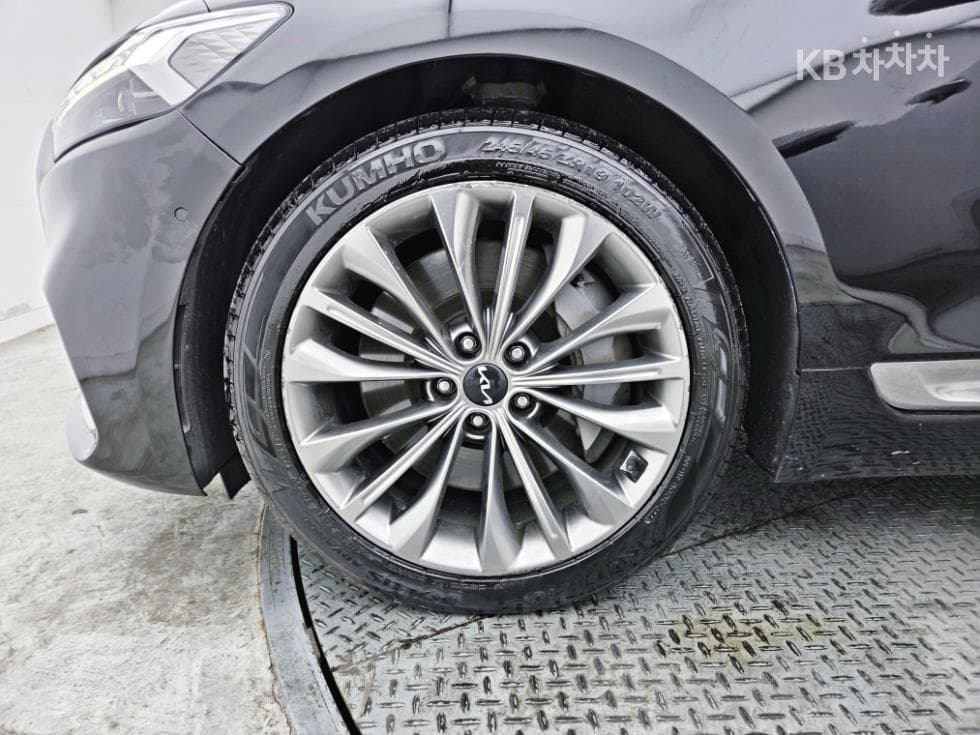 Kia The New (facelift) K9(Second generation)3.3 T-GDI AWD 플래티넘 - 21