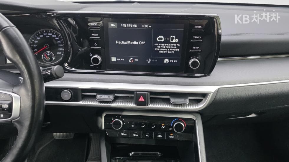 Kia K5 3rd Gen2.0 LPI Rent-car Standard - 10