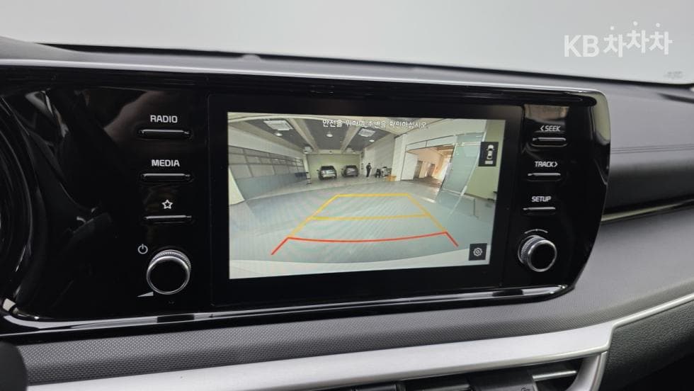 Kia K5 3rd Gen2.0 LPI Rent-car Standard - 17