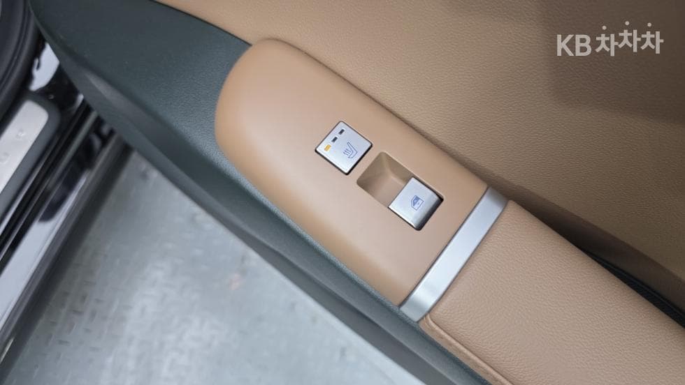 Hyundai The All New Grandeur (Azera)2.5L gasoline 2WD Premium - 9