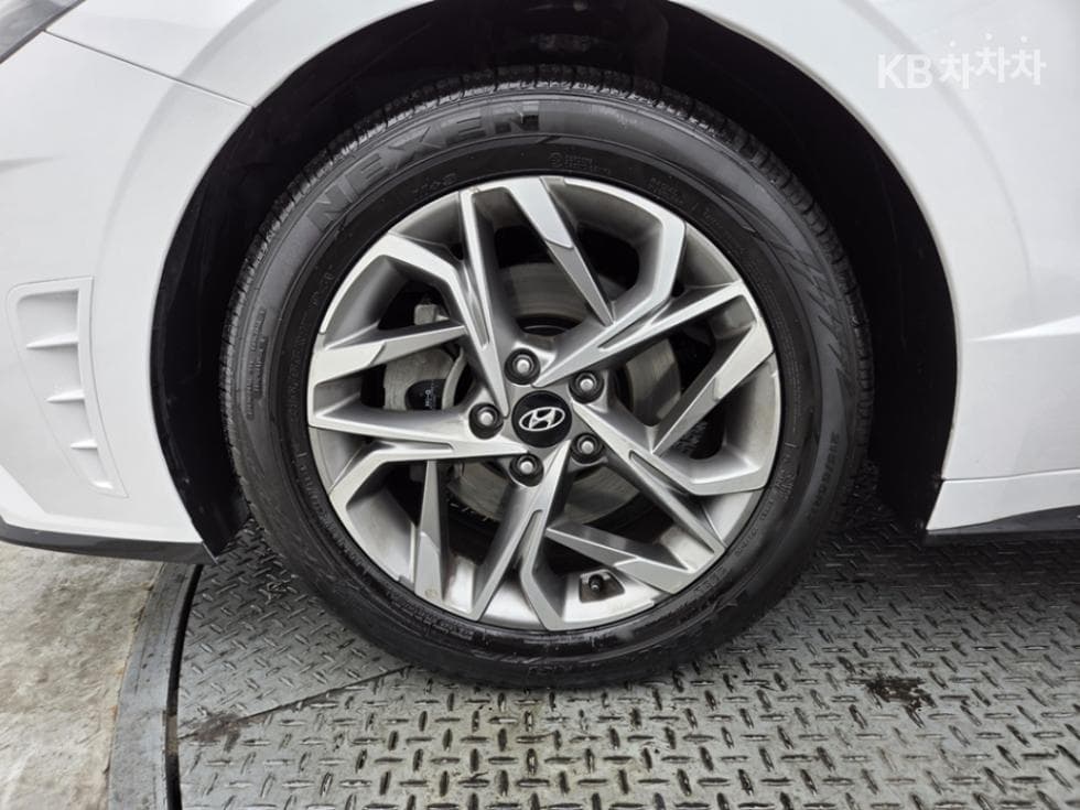 Hyundai Sonata (DN8)2.0 Premium Plus - 5