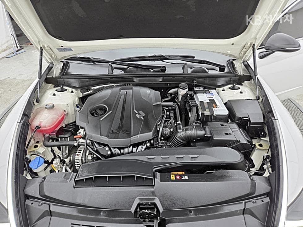 Hyundai Sonata (DN8)2.0 Premium Plus - 9