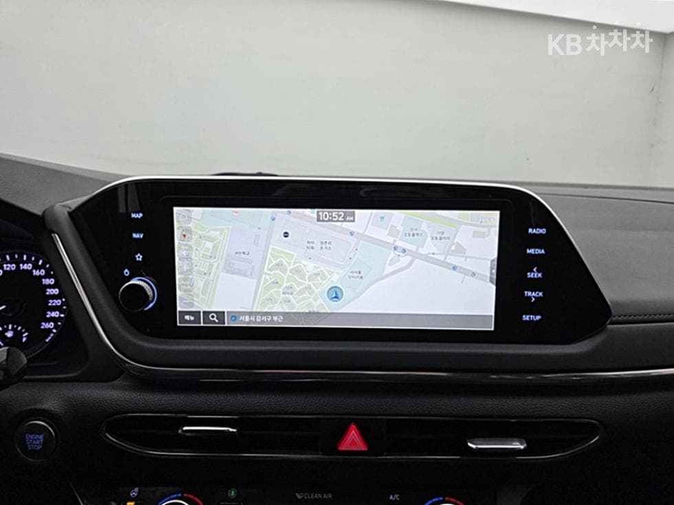 Hyundai Sonata (DN8)2.0 Premium Plus - 19