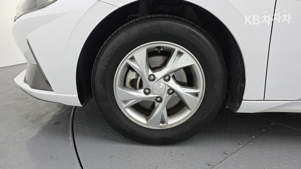 Hyundai All New Avante (Elantra)(CN7)Rental car 1.6 LPi Smart - 13