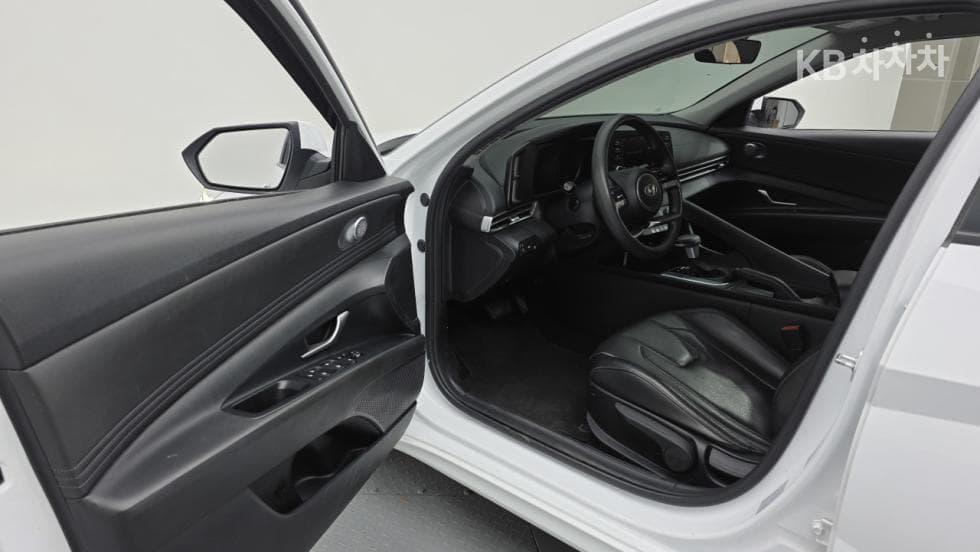 Hyundai All New Avante (Elantra)(CN7)Rental car 1.6 LPi Smart - 17