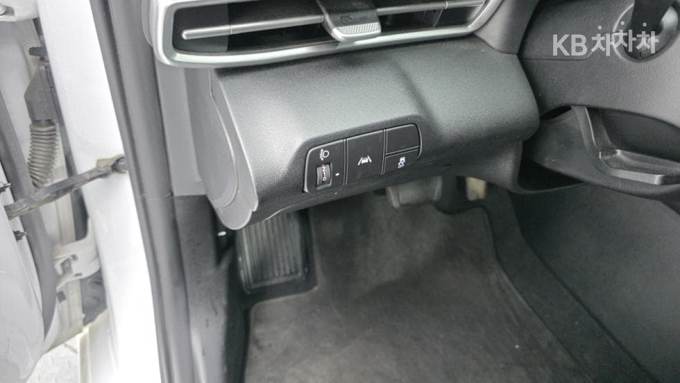 Hyundai All New Avante (Elantra)(CN7)Rental car 1.6 LPi Smart - 19