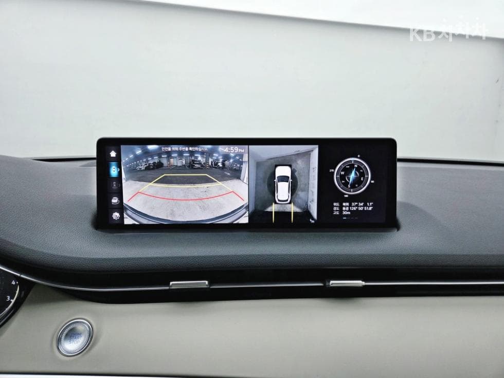 Genesis GV70Gasoline 2.5T AWD - 14