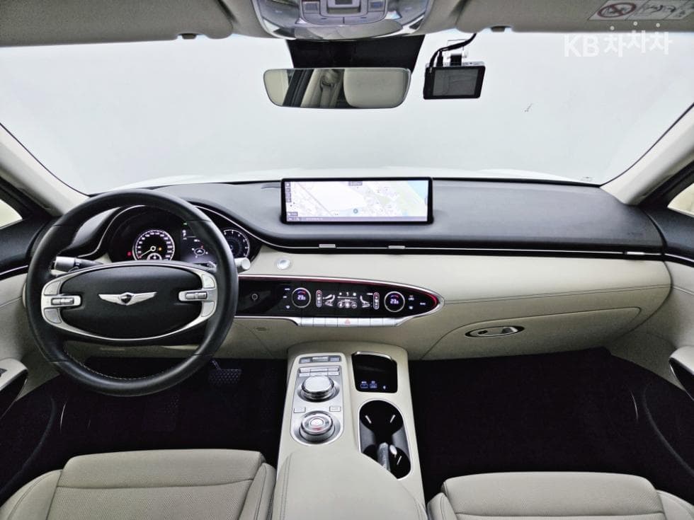 Genesis GV70Gasoline 2.5T AWD - 19