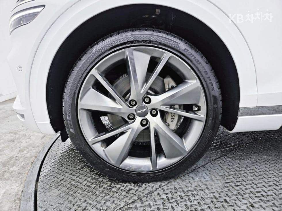 Genesis GV70Gasoline 2.5T AWD - 21