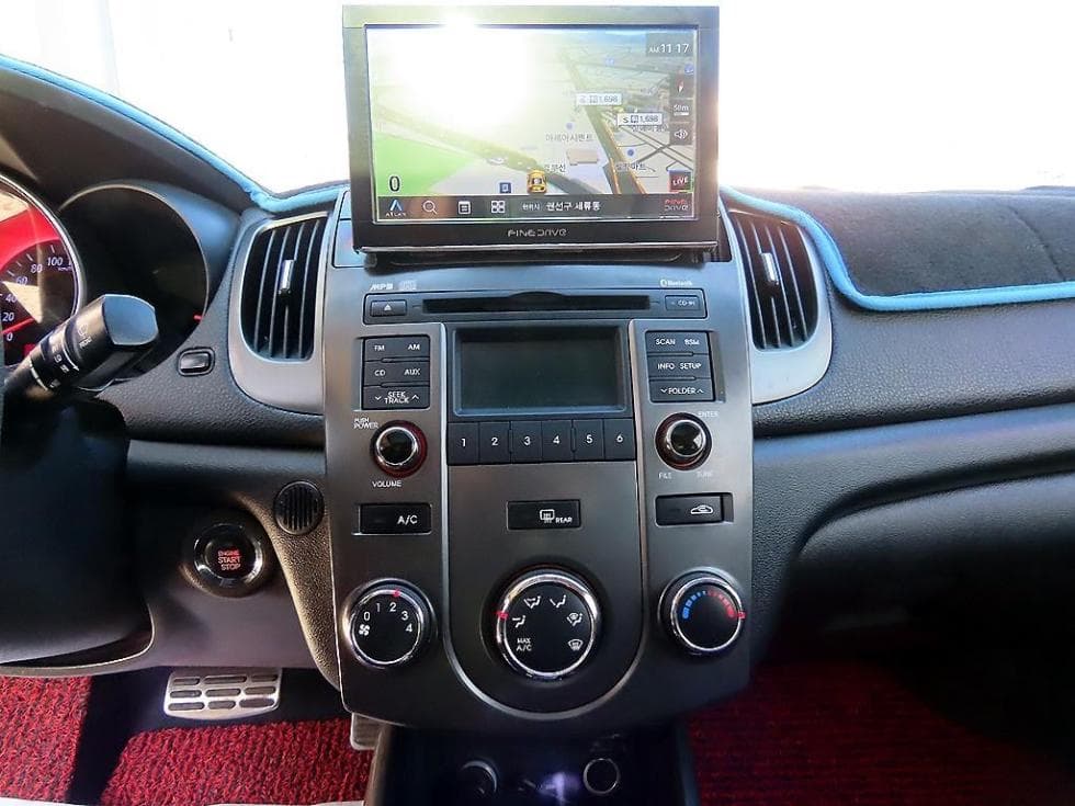 Kia Forte 쿱1.6 KOUP High-end Type 레드Premium - 13