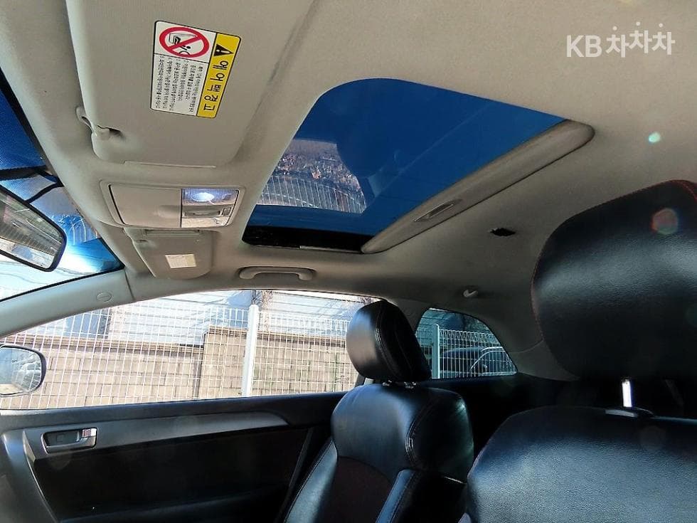 Kia Forte 쿱1.6 KOUP High-end Type 레드Premium - 17