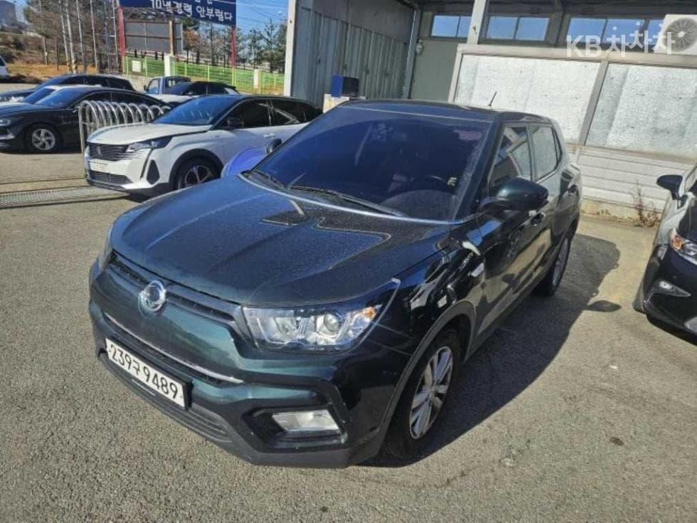 KG Mobility Tivoli 아머 1.6 Gasoline VX 2WD - Image 1